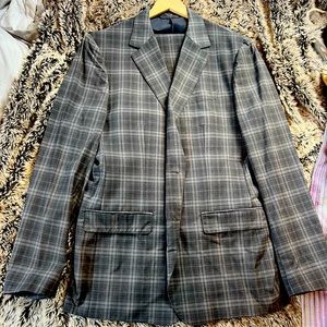 gray plaid men’s Bonobos suit